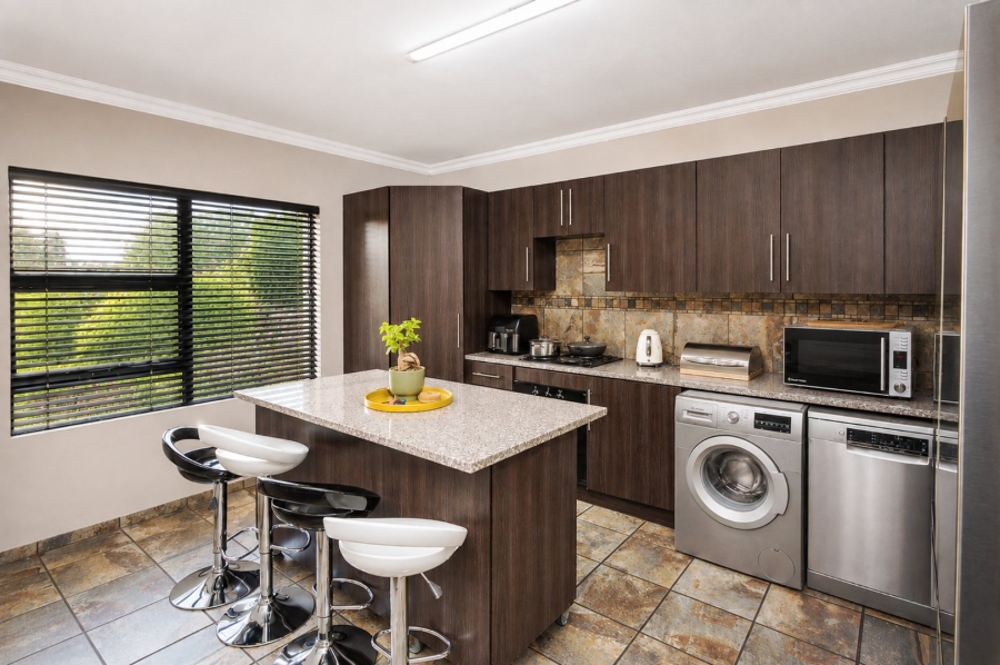 3 Bedroom Property for Sale in Melodie North West